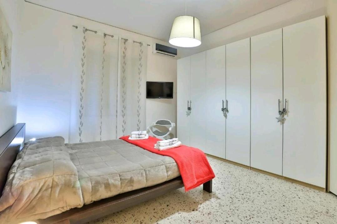 Casa Vacanza Arcangeli ซาแลร์โน ภายนอก รูปภาพ