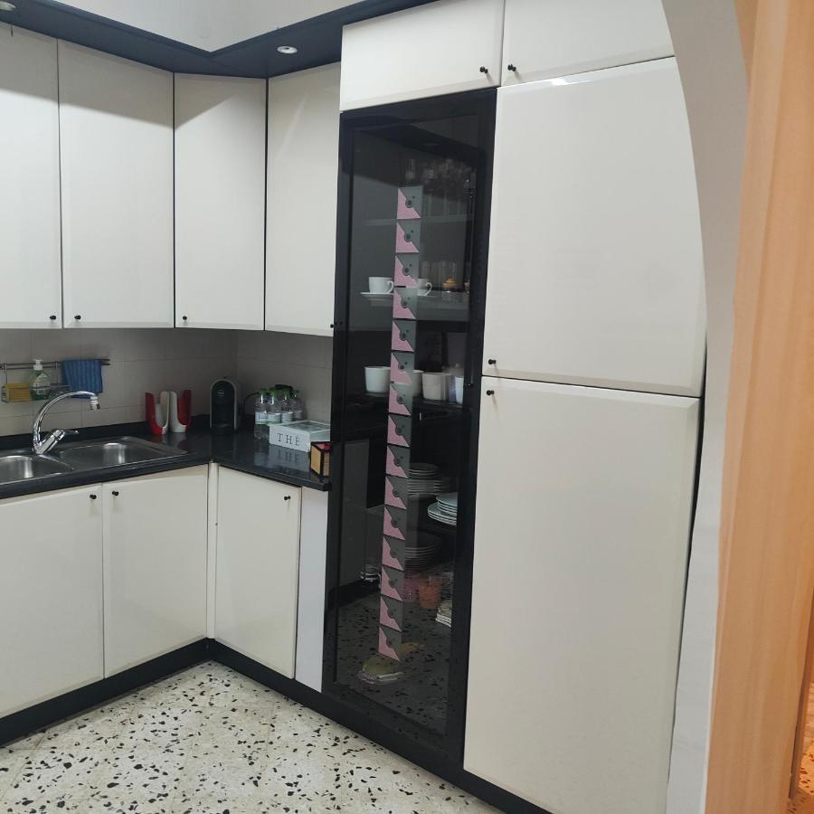 Casa Vacanza Arcangeli ซาแลร์โน ภายนอก รูปภาพ